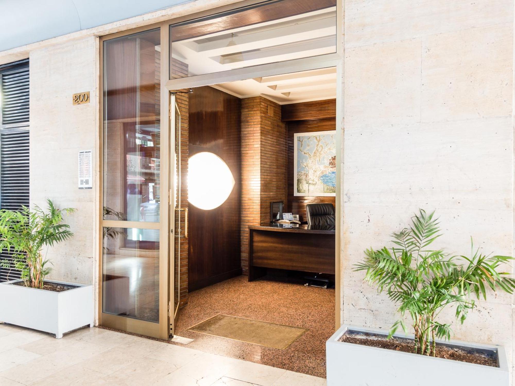 Suite In Center Palermo Exterior foto